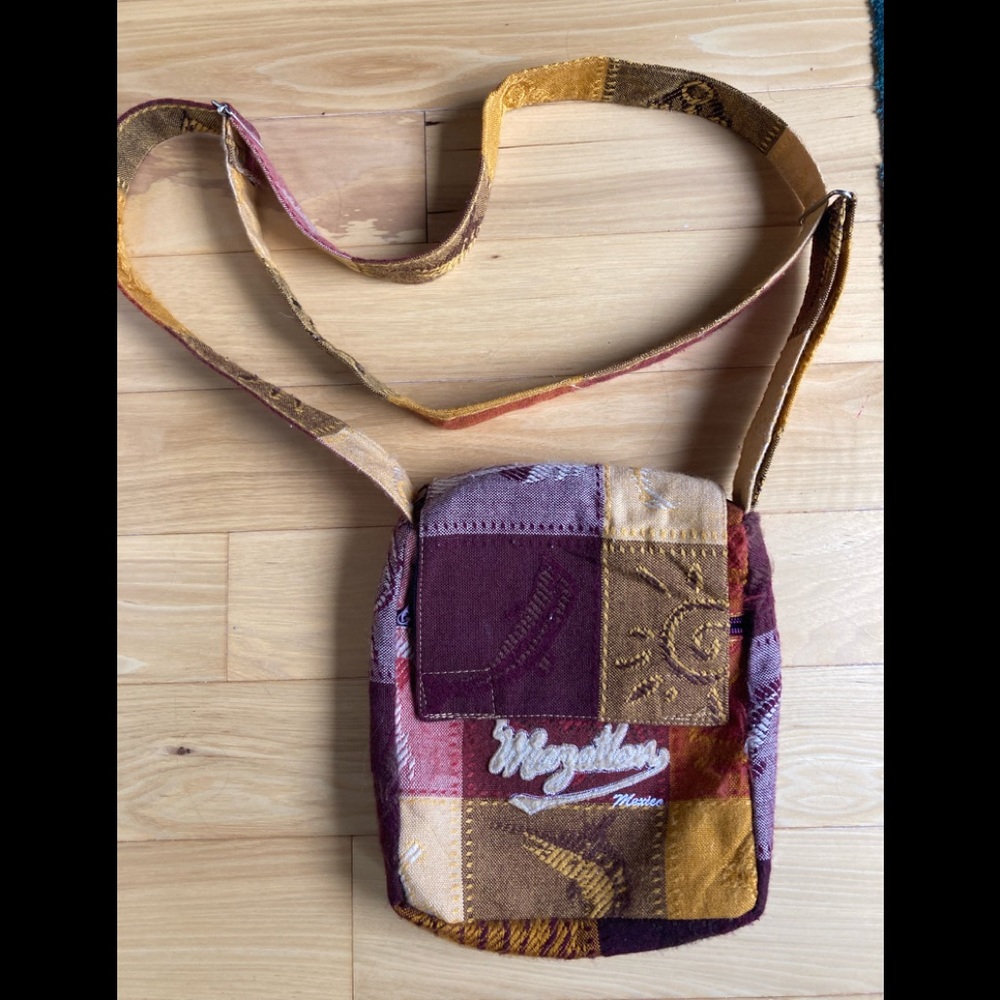 NEW Mazatlan Mexico Purse. Lined. Shoulder Strap